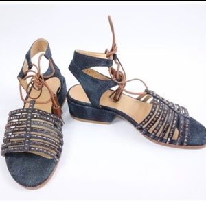 EUC Stuart Weitzman Sandals size 7